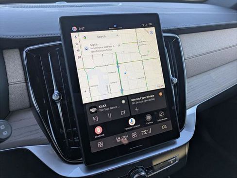 New 2026 Volvo XC90 T8 Plus w/ Protection Package Premier image 9