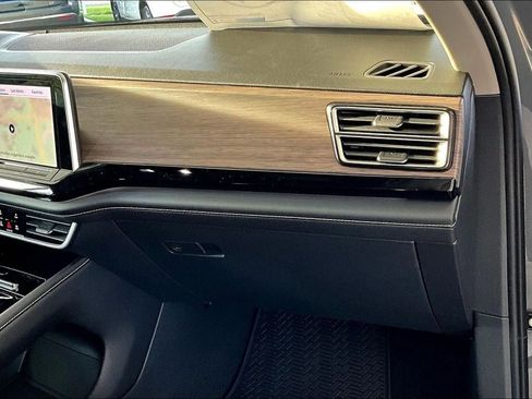 New 2026 Volkswagen Atlas SEL Premium R-Line image 16