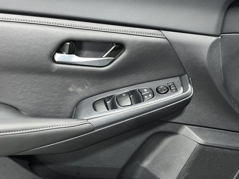 New 2025 Nissan Sentra SV image 21