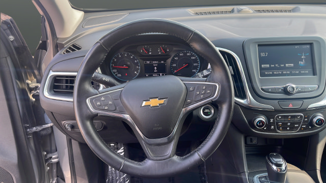 Used 2018 Chevrolet Equinox LT AWD/4WD image 16