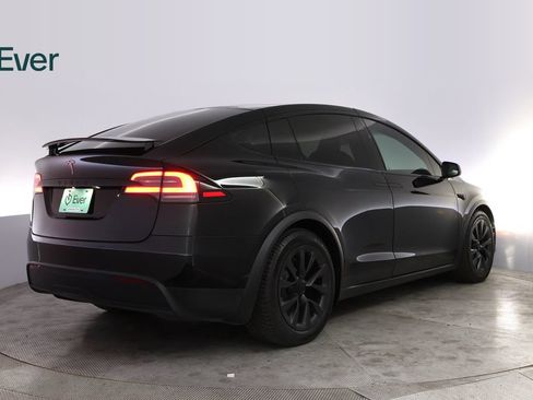 Used 2023 Tesla Model X AWD/4WD image 3