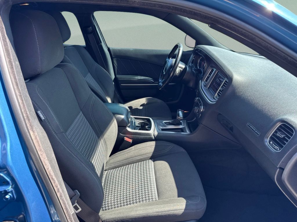 Used 2020 Dodge Charger SXT w/ Cold Weather Package RWD image 28