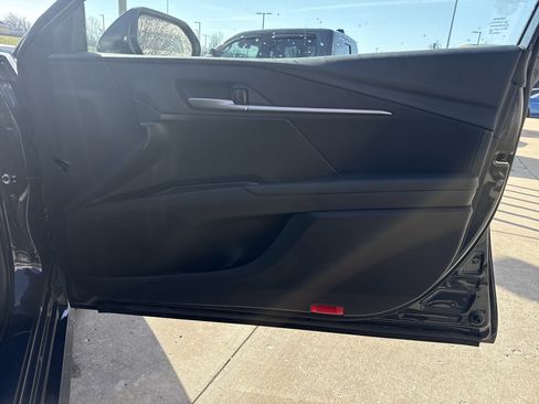 Used 2025 Toyota Camry LE image 29