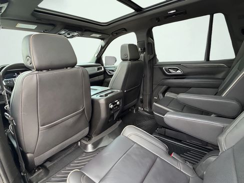 Used 2023 GMC Yukon SLT AWD/4WD image 26