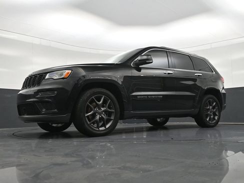 Used 2019 Jeep Grand Cherokee Summit w/ Trailer Tow Group IV RWD image 25