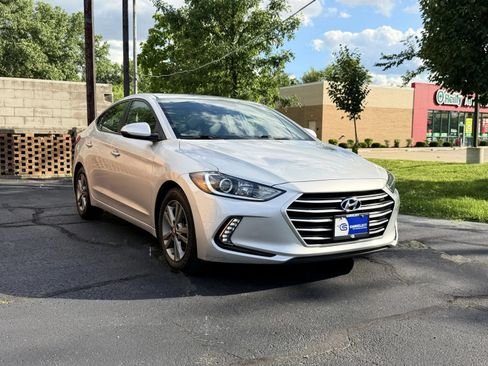 Used 2018 Hyundai Elantra Value Edition w/ Cargo Package FWD image 10