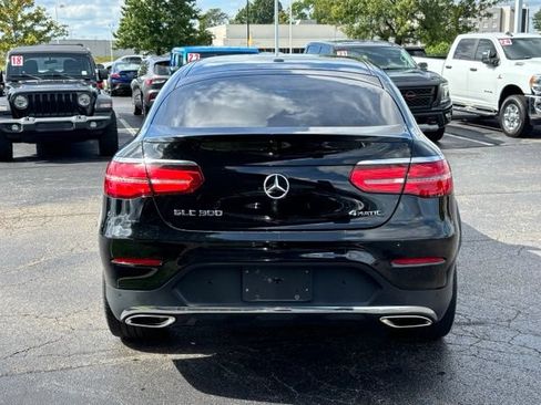 Used 2019 Mercedes-Benz GLC 300 4MATIC Coupe image 11