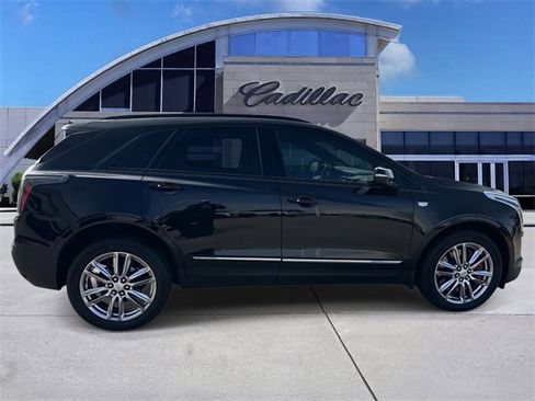 Used 2022 Cadillac XT5 Sportv image 4