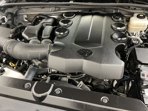 Used 2021 Toyota 4Runner SR5 image 25