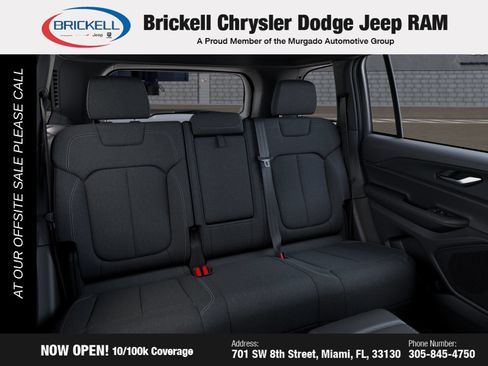 Used 2025 Jeep Grand Cherokee Laredo X AWD/4WD image 17