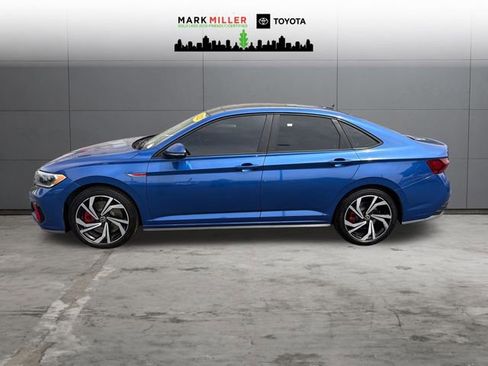 Used 2023 Volkswagen Jetta GLI Autobahn FWD image 2