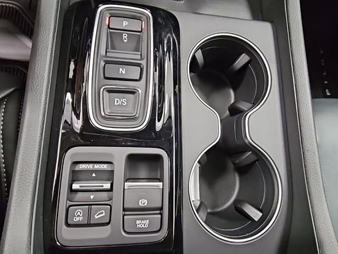 New 2025 Honda Pilot EX-L image 21