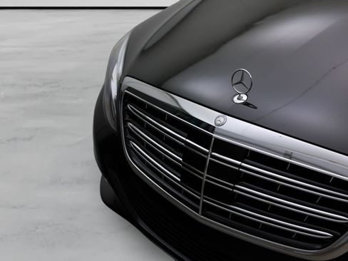 Used 2017 Mercedes-Benz Maybach S 600 image 10