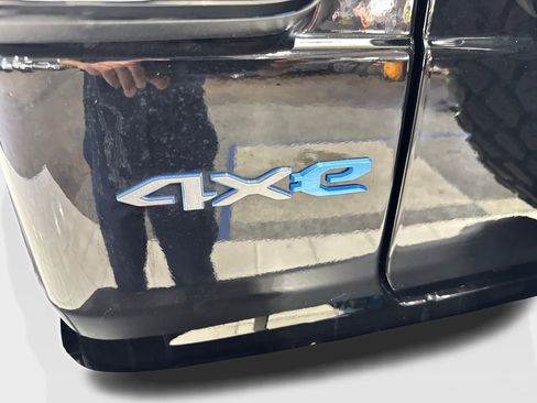 Used 2023 Jeep Wrangler Unlimited image 23