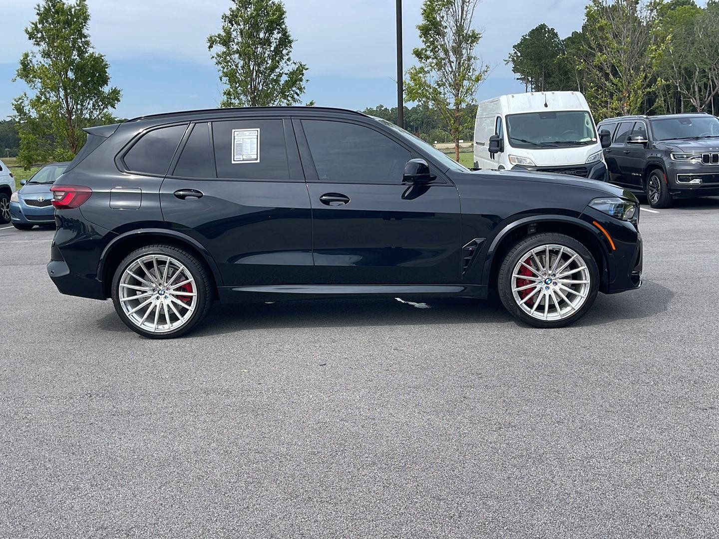 Used 2023 BMW X5 M w/ Competition Package AWD/4WD image 10