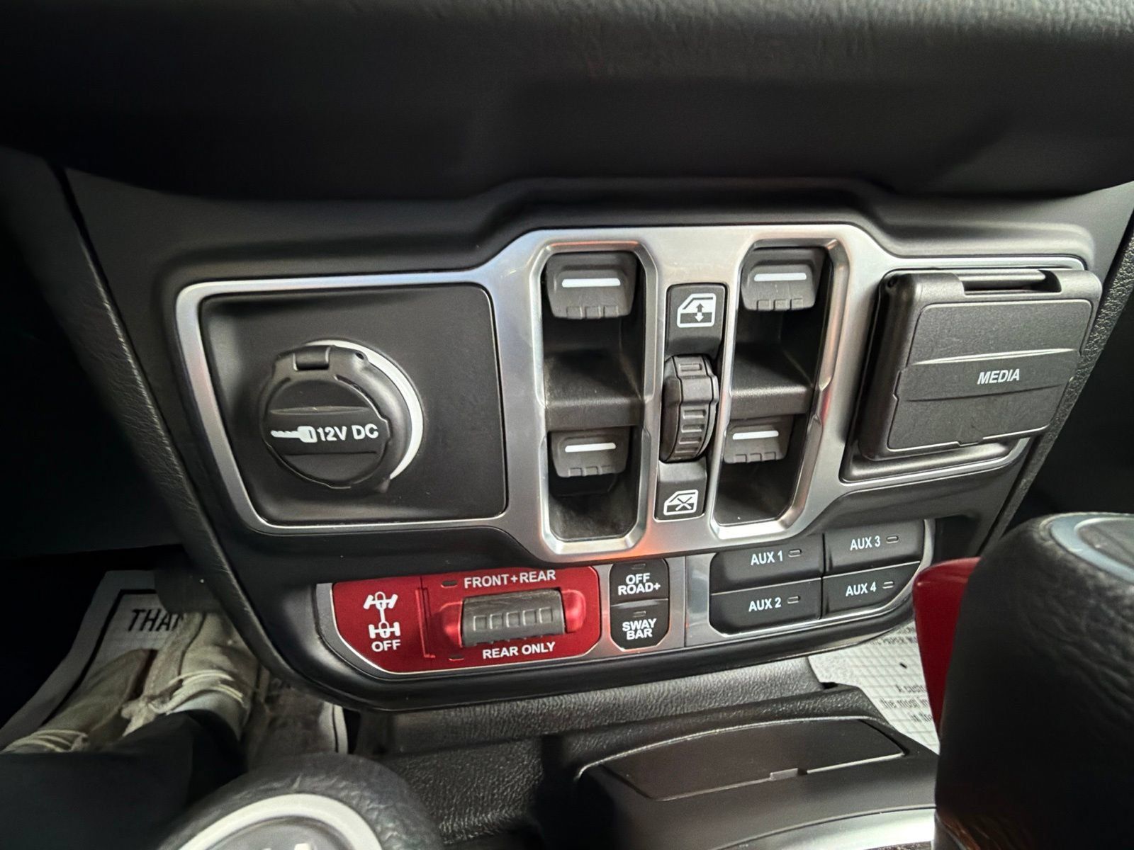 Used 2026 Jeep Gladiator Rubicon AWD/4WD image 22