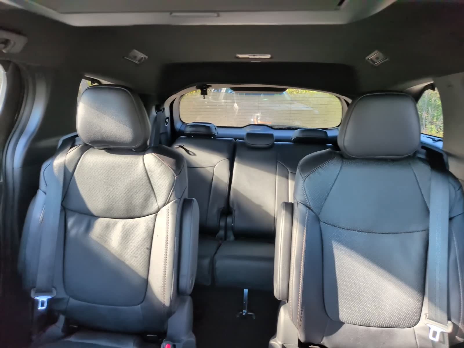 New 2026 Toyota Sienna Platinum AWD/4WD image 24