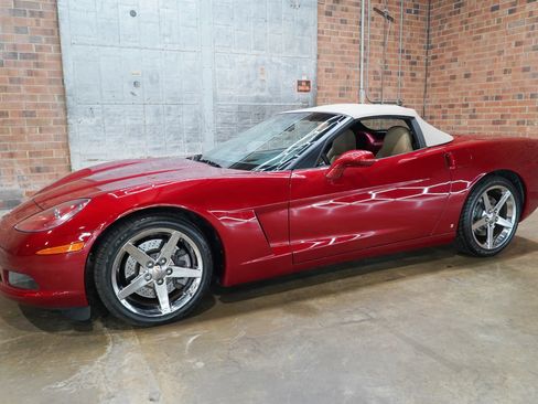 Used 2008 Chevrolet Corvette Convertible RWD image 7