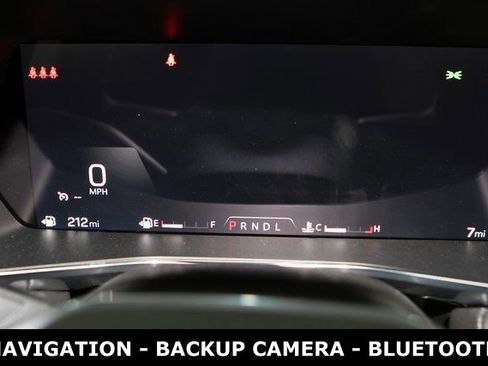 New 2026 GMC Canyon Elevation w/ Convenience Package image 17