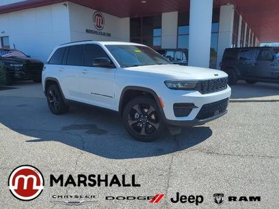 Used 2024 Jeep Grand Cherokee Altitude
