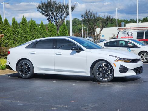 Used 2023 Kia K5 GT-Line image 3