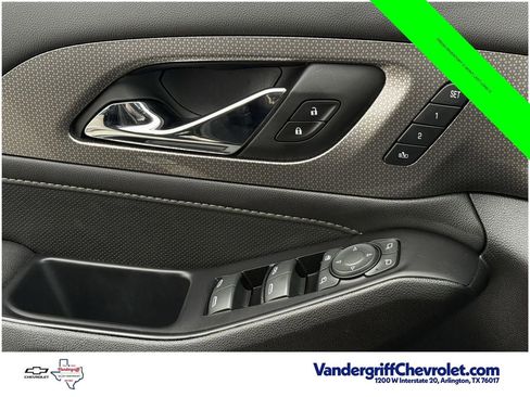 Used 2023 Chevrolet Traverse Premier w/ Redline Edition FWD image 16