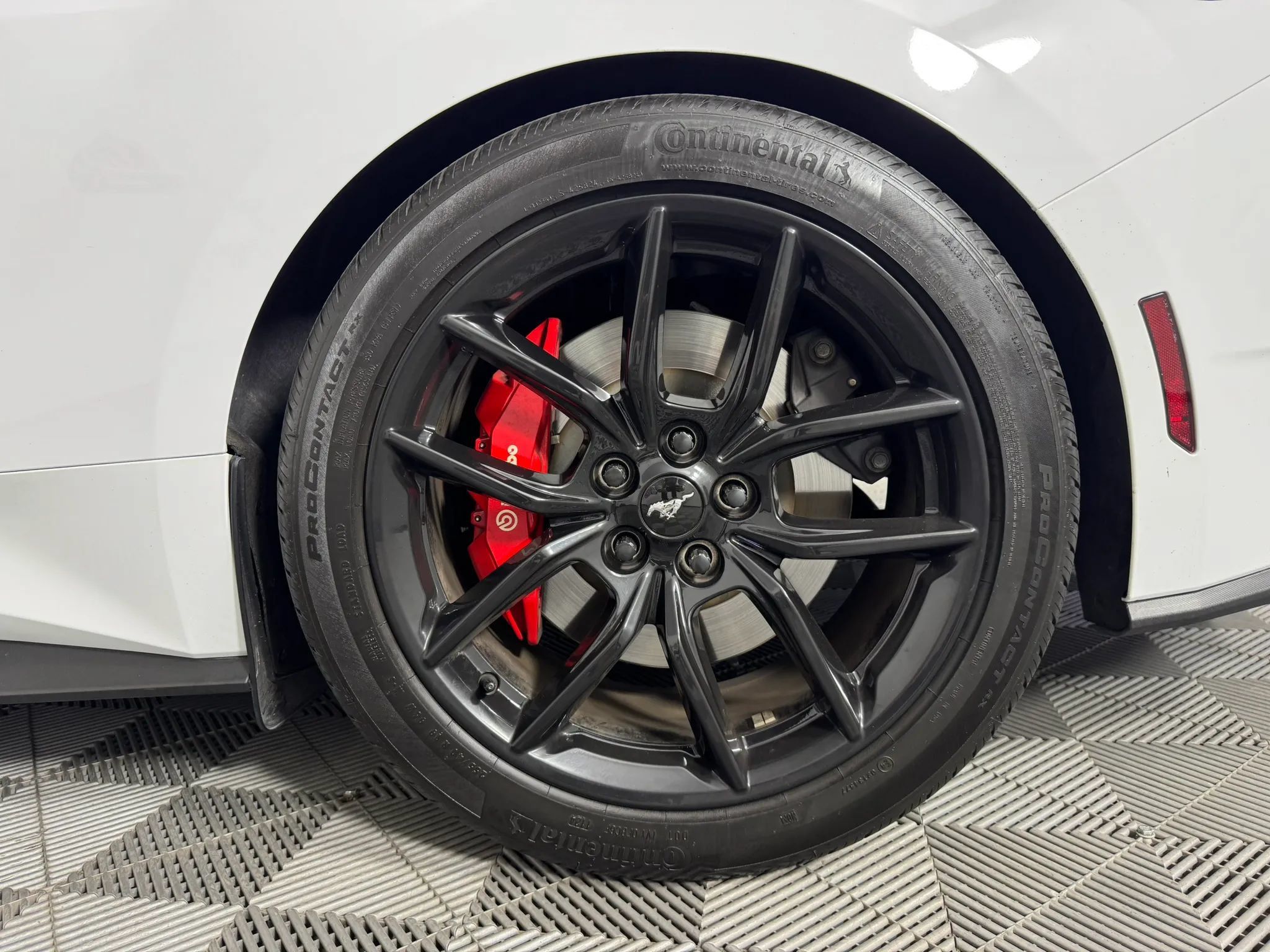 Used 2024 Ford Mustang GT RWD image 37