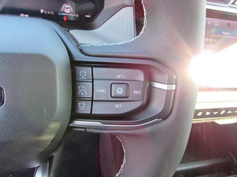 New 2026 Jeep Cherokee Limited image 17