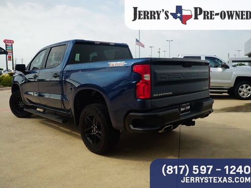 Used 2021 Chevrolet Silverado 1500 Custom Trail Boss AWD/4WD image 2
