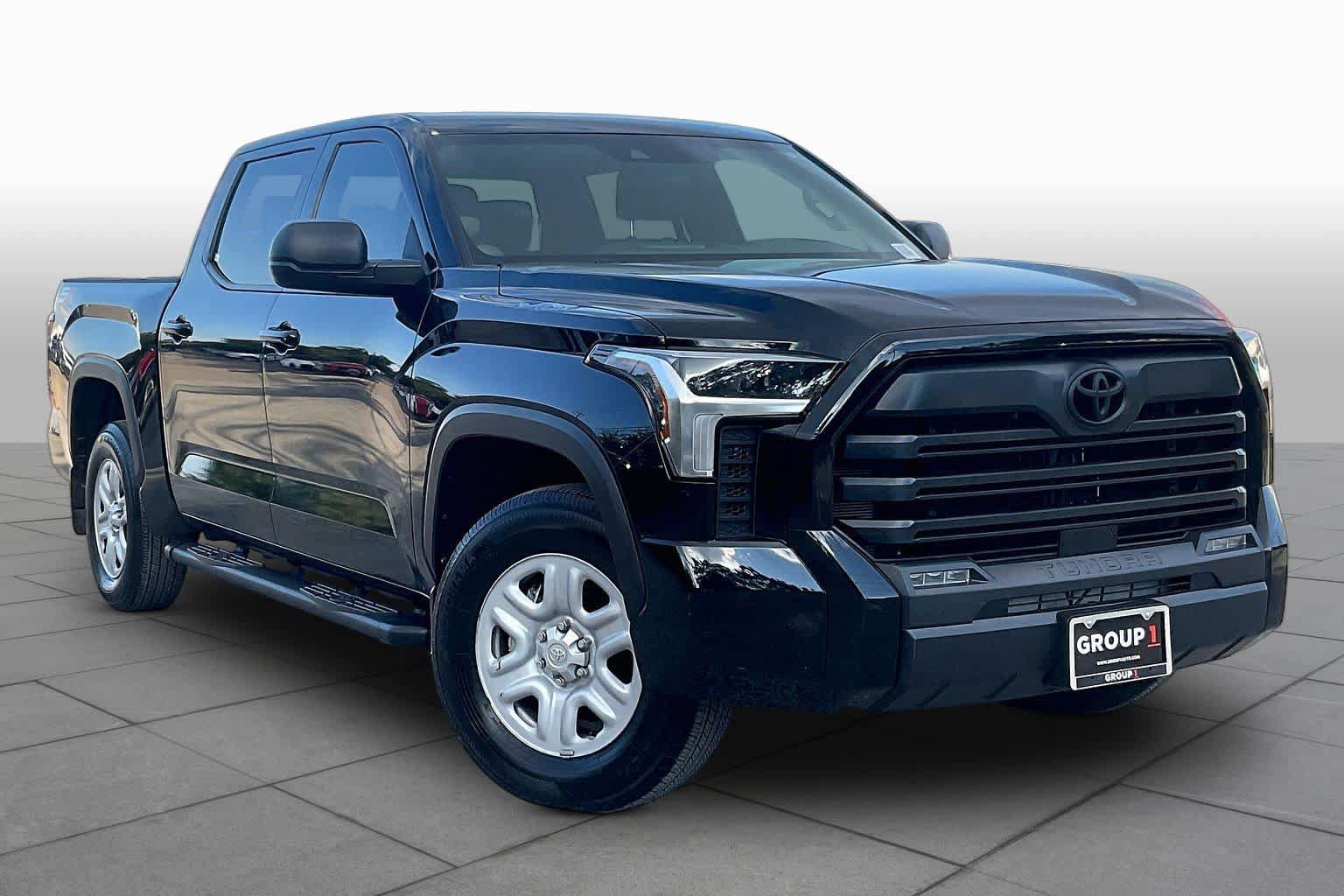 Used 2026 Toyota Tundra SR5 w/ SX Package RWD image 3