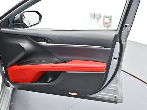 Used 2023 Toyota Camry XSE w/ Navigation Package image 31