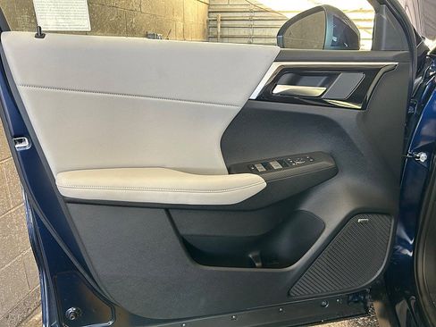 New 2026 Mitsubishi Outlander SE image 17