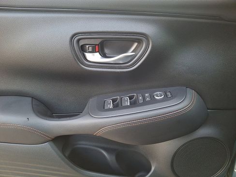 Used 2024 Honda HR-V Sport image 12