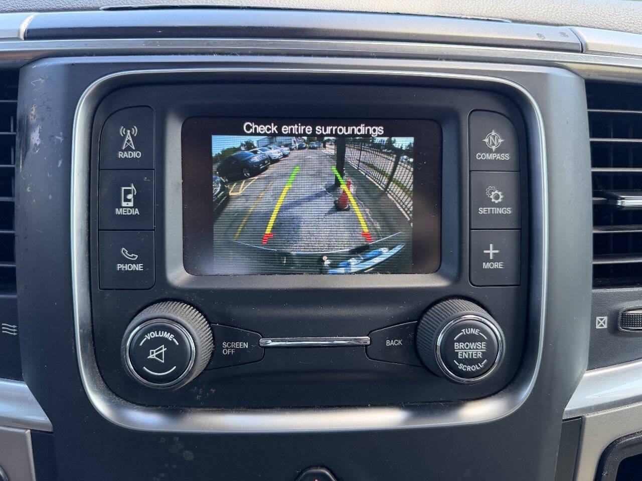 Used 2019 RAM 1500 Classic SLT RWD image 14