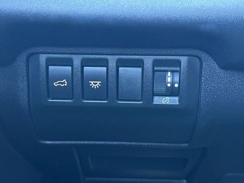 Used 2024 Subaru Ascent Touring image 32