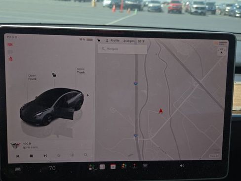 Used 2023 Tesla Model 3 Standard Range RWD image 11