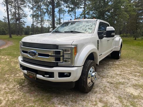 Used 2019 Ford F450 Limited AWD/4WD image 1