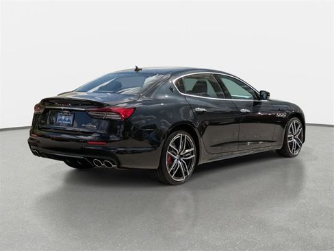Used 2024 Maserati Quattroporte Modena Ultima Q4 image 5