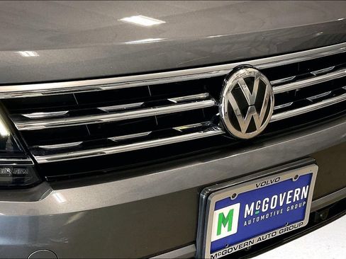 Used 2019 Volkswagen Tiguan SEL Premium AWD/4WD image 34