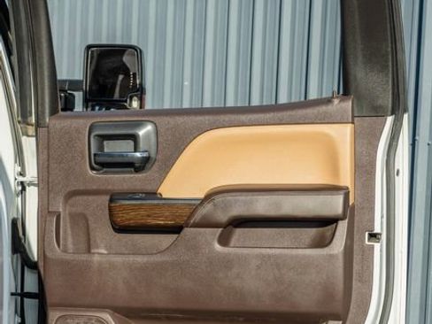 Used 2019 GMC Sierra 2500 Denali w/ Duramax Plus Package image 38