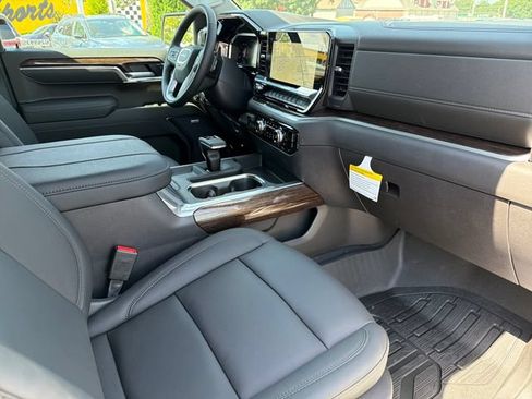 New 2026 GMC Sierra 1500 Elevation w/ Elevation Premium Package AWD/4WD image 22