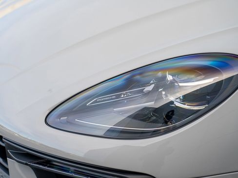 New 2026 Porsche Macan S AWD/4WD image 30
