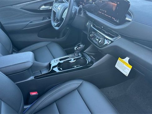 New 2026 Buick Envista Sport Touring image 17