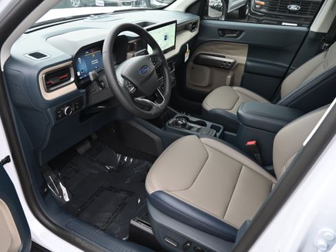 New 2026 Ford Maverick Lariat AWD/4WD image 16