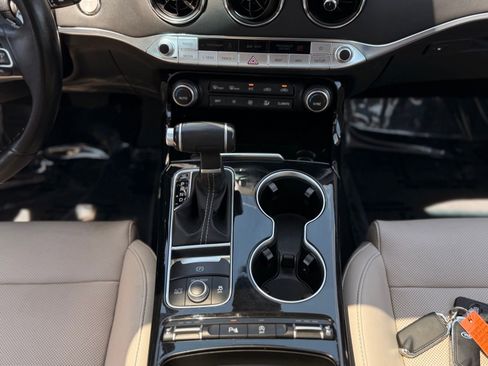 Used 2019 Kia Stinger Premium RWD image 33