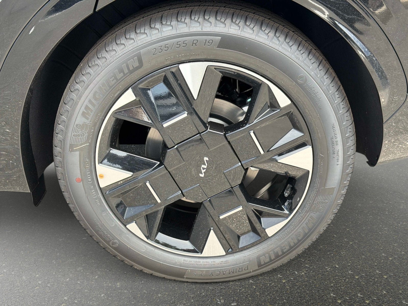 New 2026 Kia Sportage SX FWD image 9