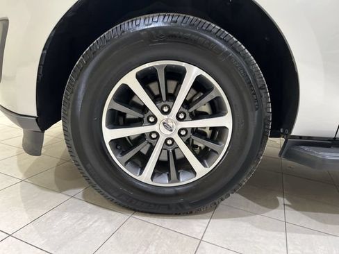 Used 2019 Ford Expedition XLT RWD image 30