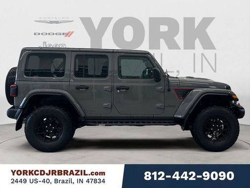 Used 2022 Jeep Wrangler Unlimited Rubicon w/ Trailer Tow Package AWD/4WD image 6