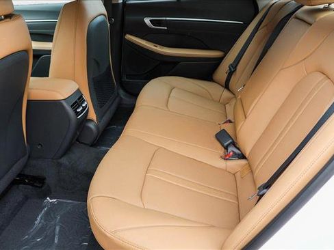 New 2025 Hyundai Sonata Limited image 26
