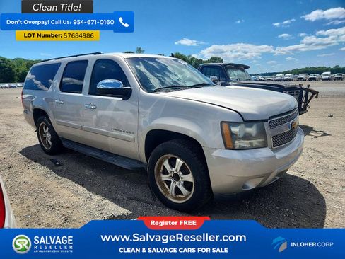 Used 2008 Chevrolet Suburban LTZ w/ LTZ Preferred Equipment Group AWD/4WD image 5